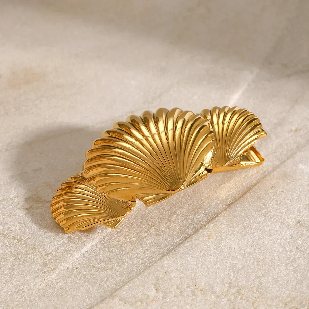 Zinnia Gold Hair Clip