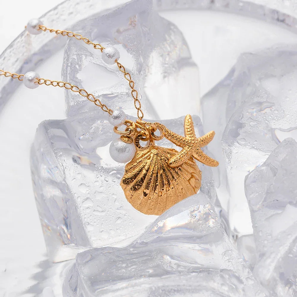 Nyx Freshwater Pearl Necklace