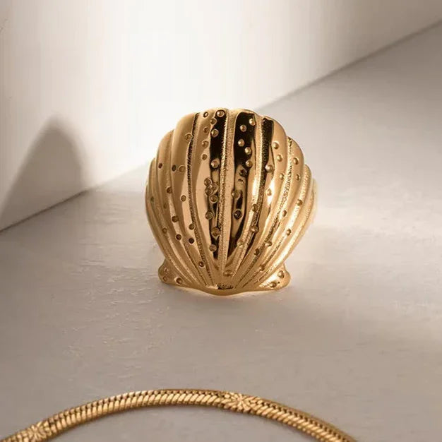 Hawaii Gold Seashell Ring