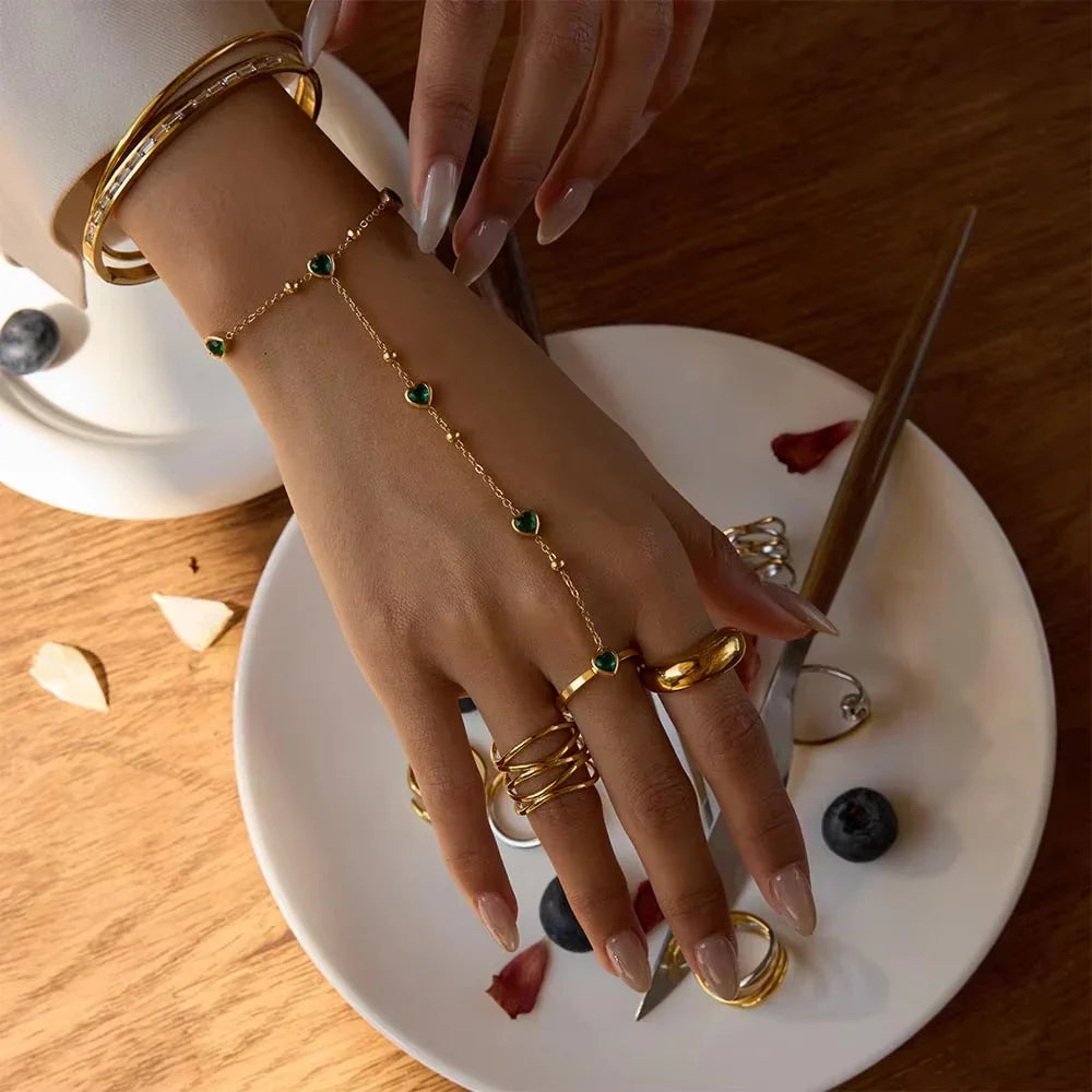 Anna Emerald Heart Hand Chain