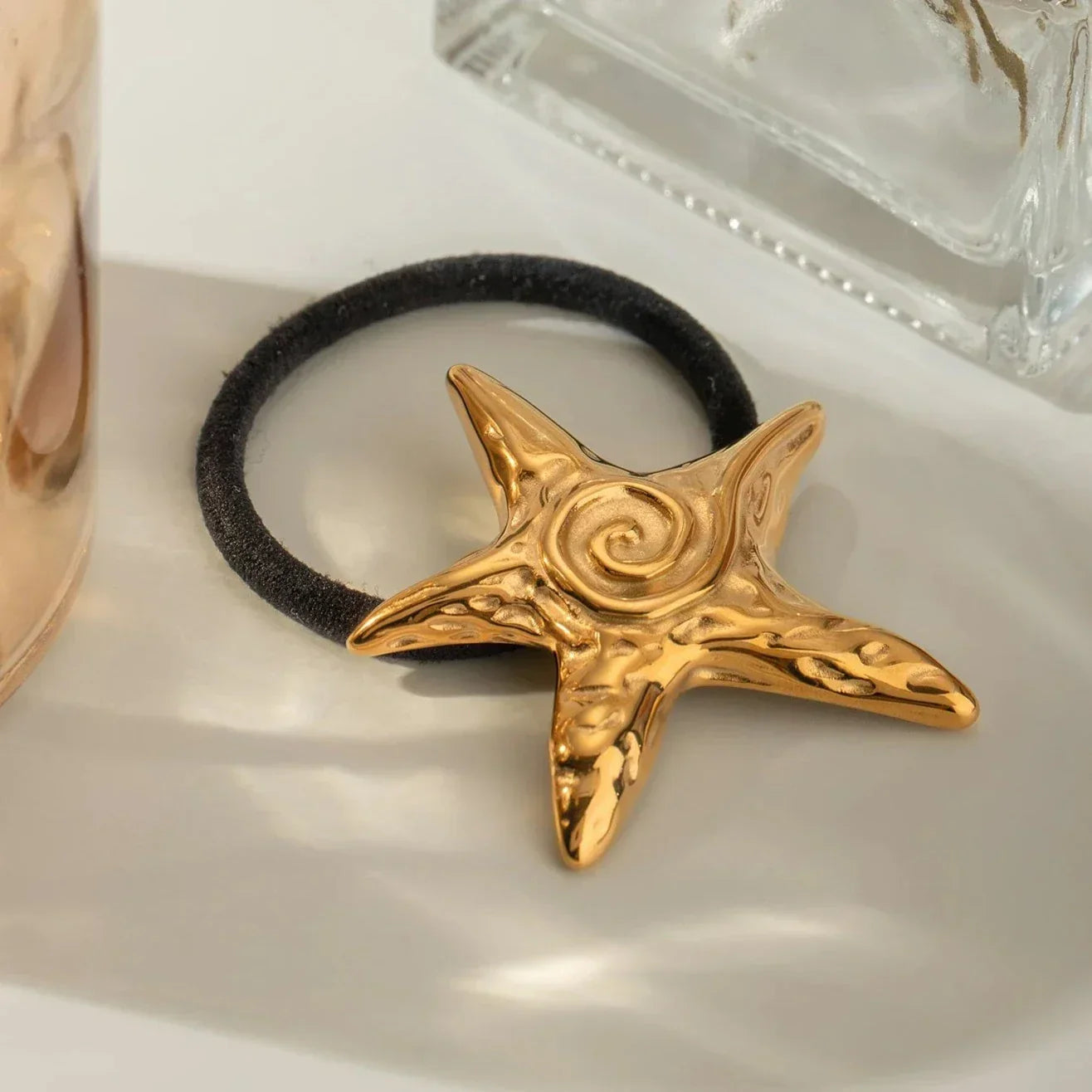 Dahlia Pony Cuff