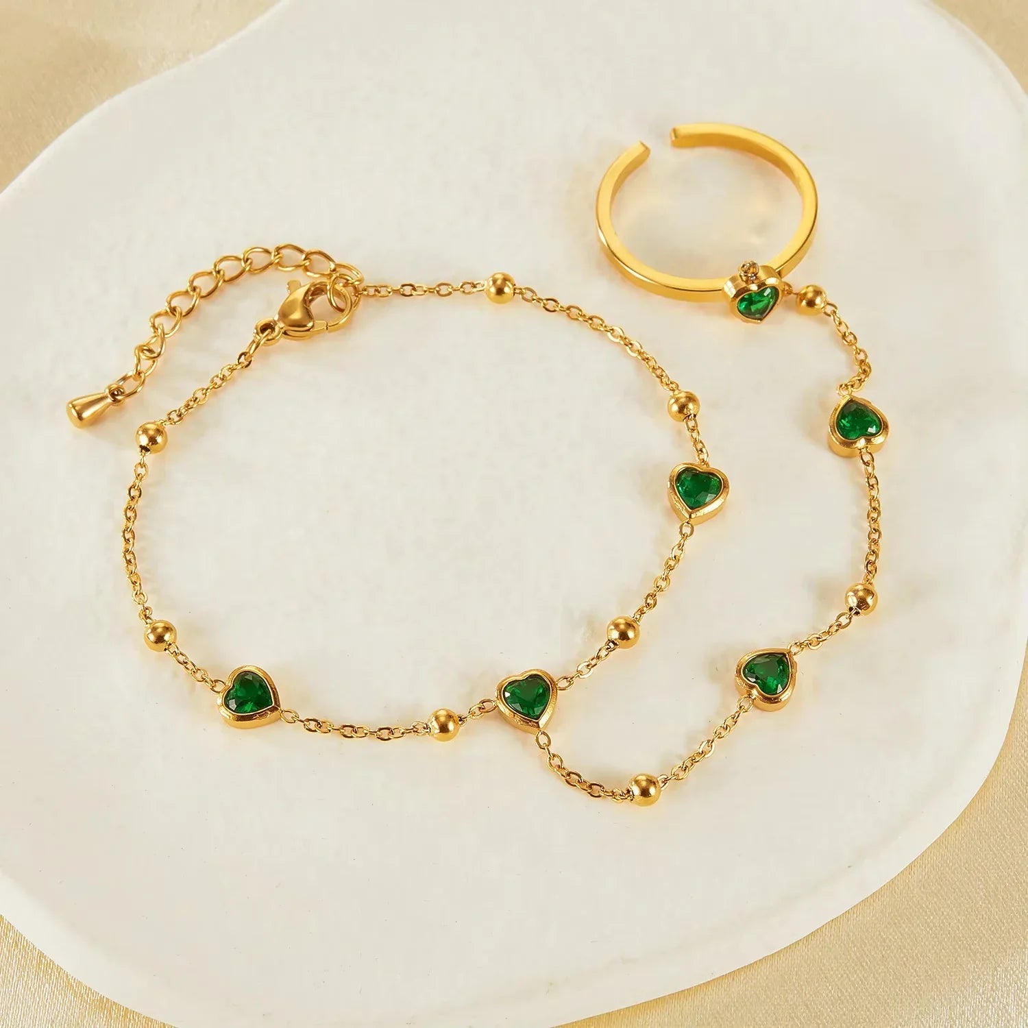 Anna Emerald Heart Hand Chain