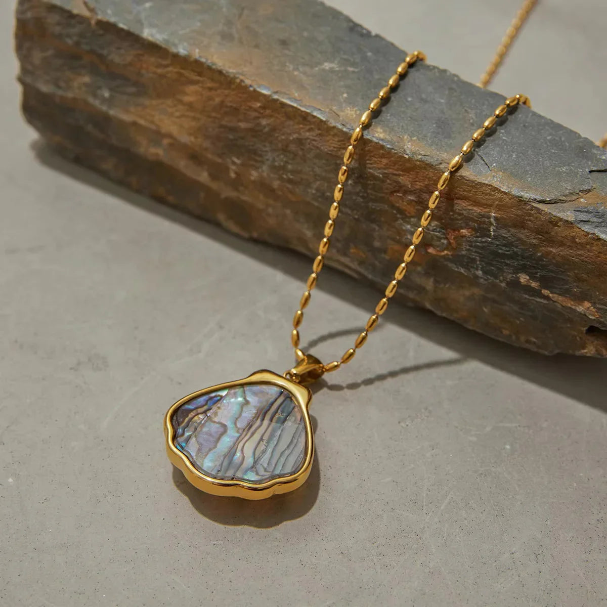 Frigg Gold Seashell Pendant