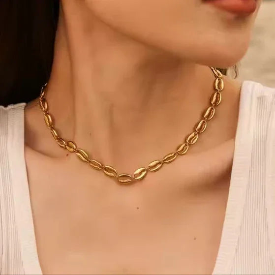 Demeter Gold Seashell Necklace