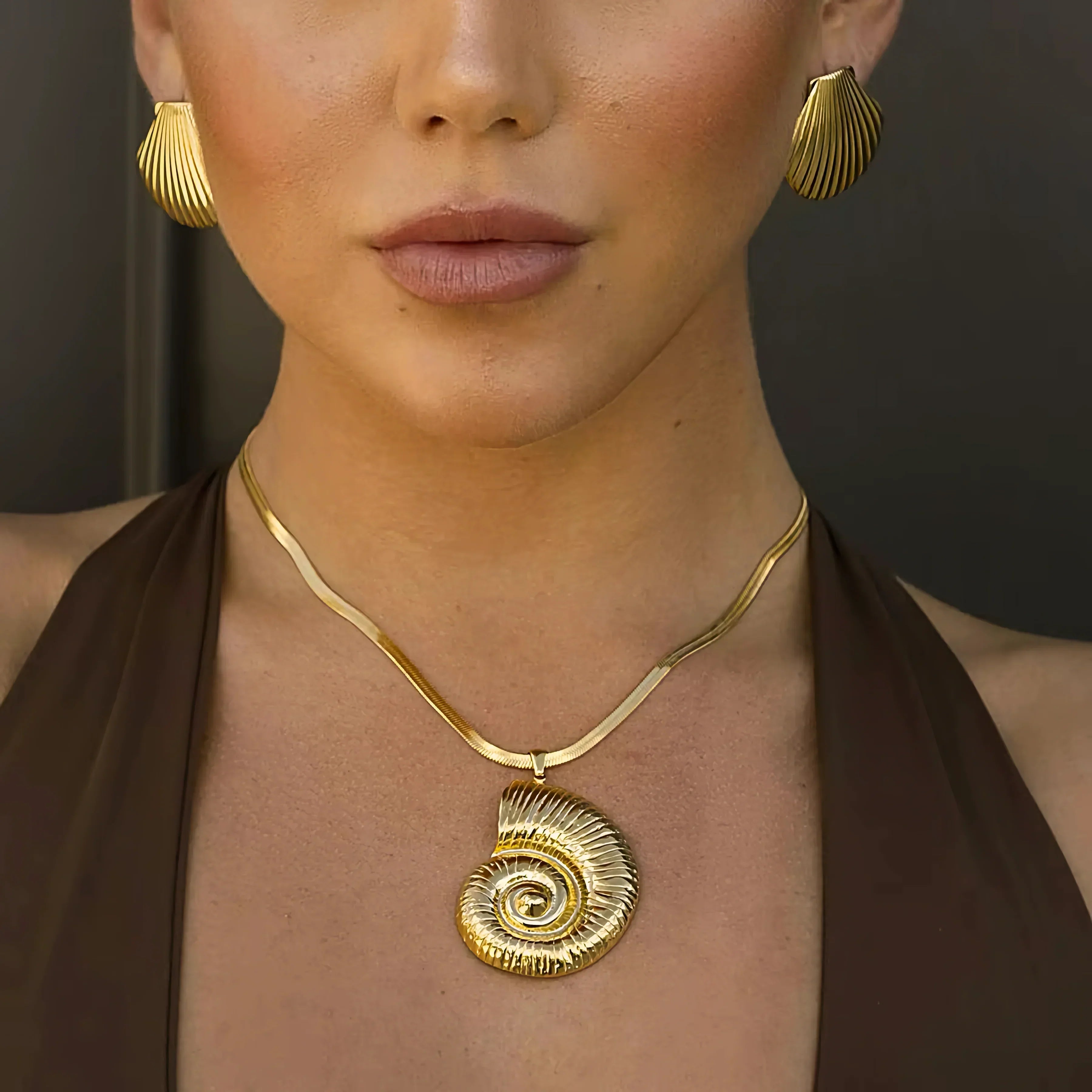 Sekhmet Nautilus Gold Necklace