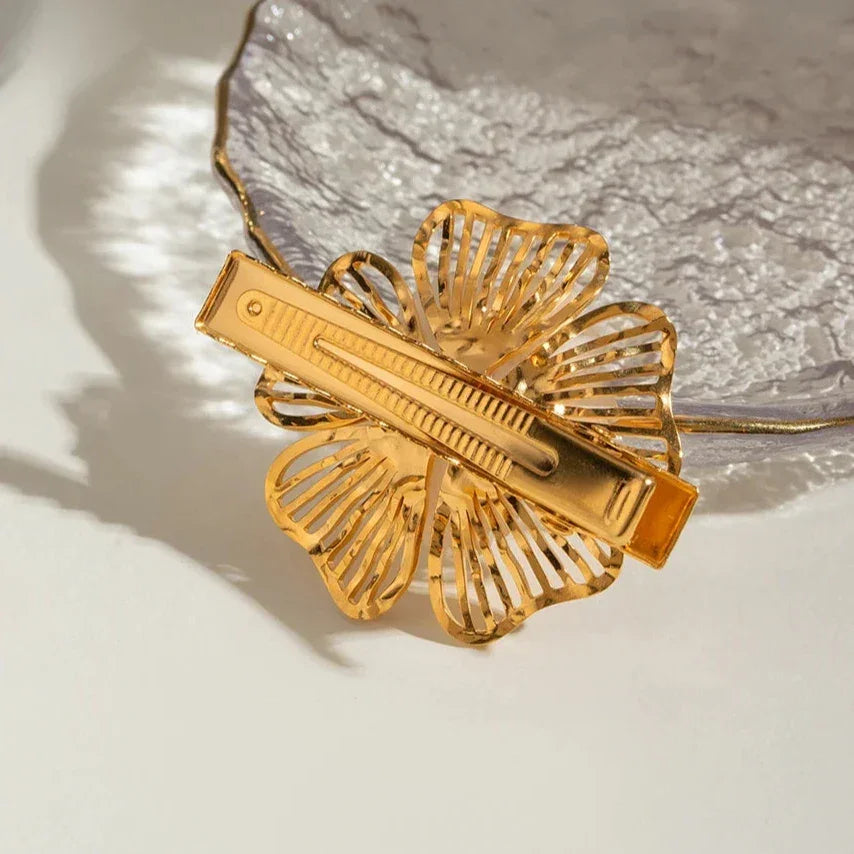 Hyacinth Pearl Hair Clip
