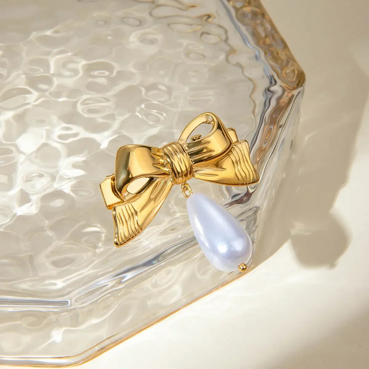 Petunia Gold Hair Clip
