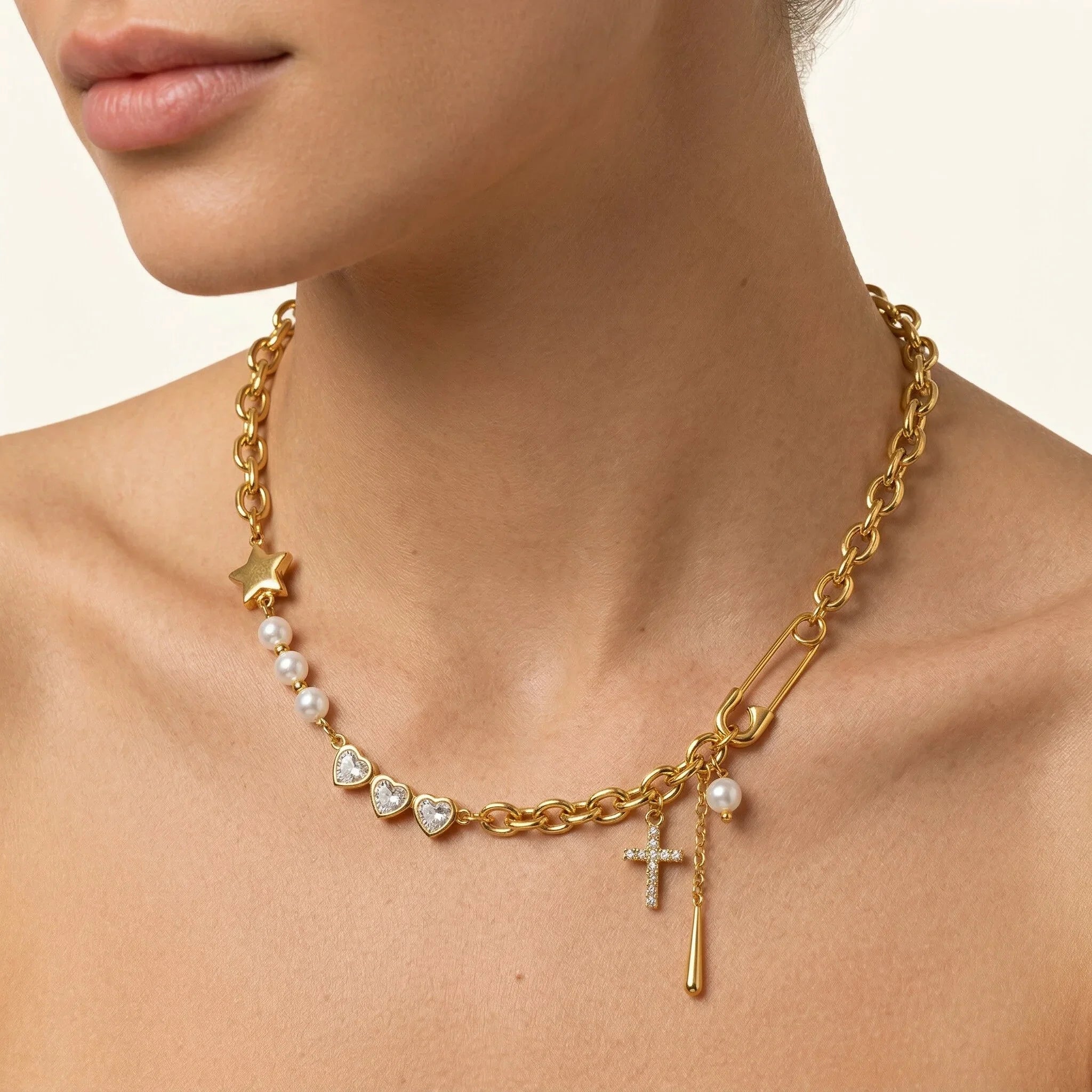 Aphrodite Diamond Pearl Gold Necklace