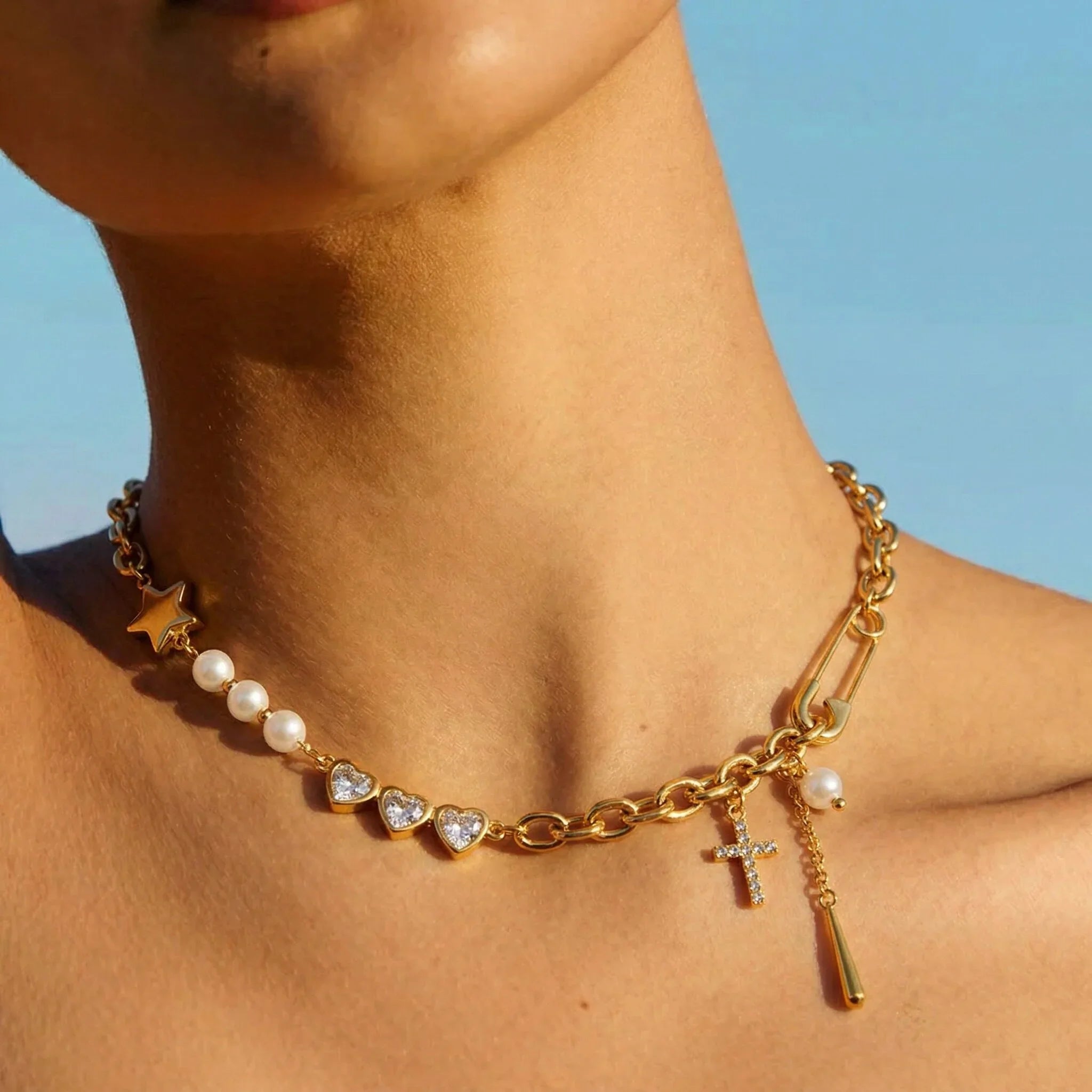 Aphrodite Diamond Pearl Gold Necklace
